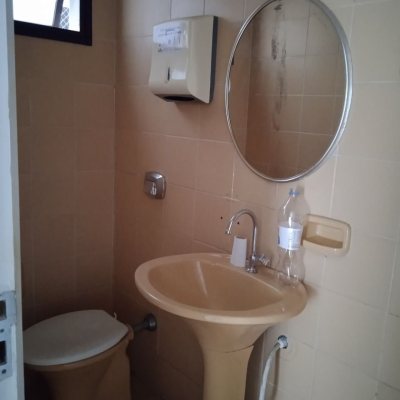 Sala com 57m², no bairro Centro em Florianópolis