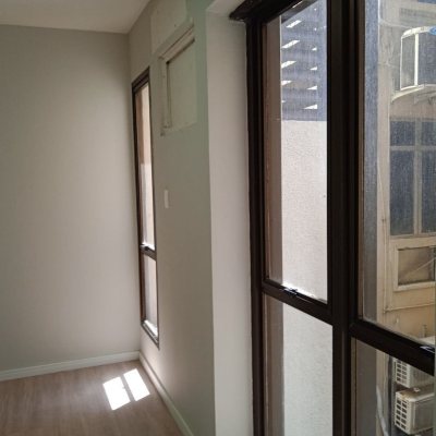 Sala com 57m², no bairro Centro em Florianópolis