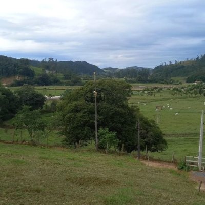 Terrenos Residenciais com 640m², no bairro Jardim em São João Batista