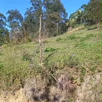 Terreno Comercial/Residencial com 640m², no bairro Centro em Tijucas