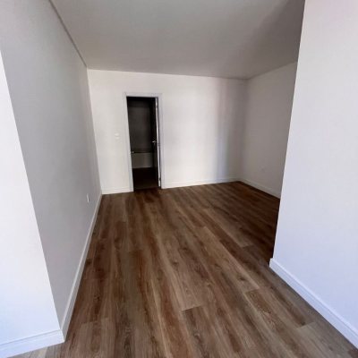 Apartamentos com 154m², 4 quartos (sendo 4 suítes), 2 garagens, no bairro Floresta em São José