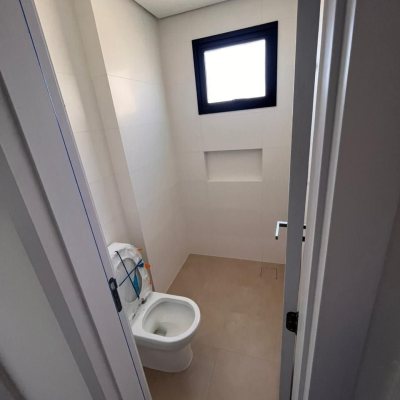 Apartamentos com 154m², 4 quartos (sendo 4 suítes), 2 garagens, no bairro Floresta em São José