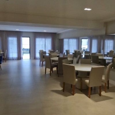 Apartamentos com 154m², 4 quartos (sendo 4 suítes), 2 garagens, no bairro Floresta em São José
