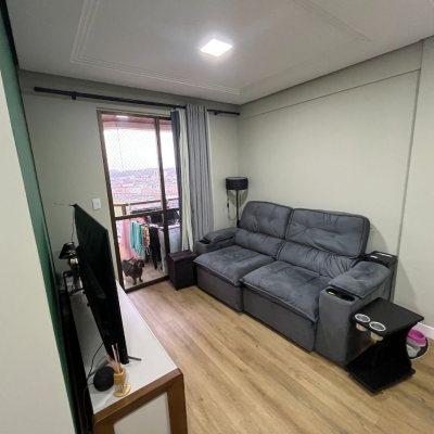 Apartamentos com 57m², 2 quartos, 1 garagem, no bairro Barreiros em São José