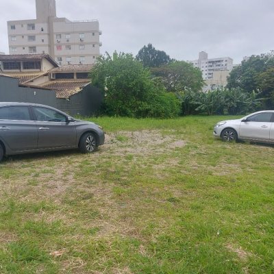 Terreno Inativo com 871m², no bairro Pagani em Palhoça