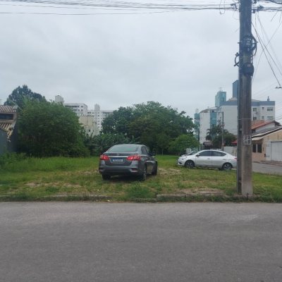 Terreno Inativo com 871m², no bairro Pagani em Palhoça