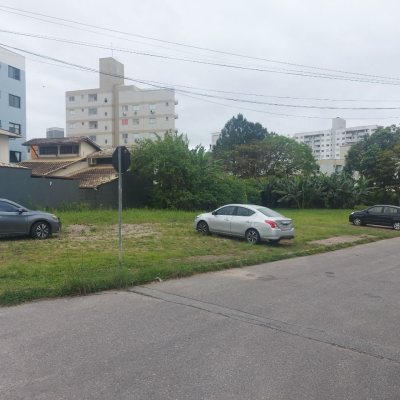 Terreno Inativo com 871m², no bairro Pagani em Palhoça