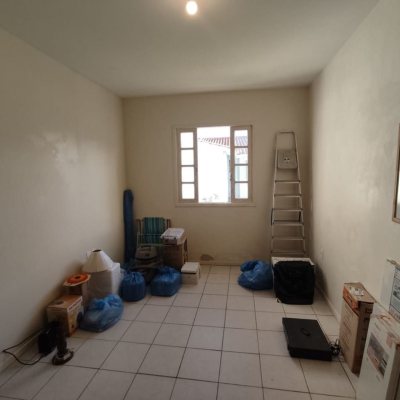 Casa Residencial com 178m², 3 quartos, 1 suíte, 2 garagens, no bairro Ingleses do Rio Vermelho em Florianópolis