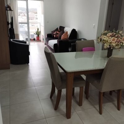 Apartamentos com 72m², 2 quartos, 1 garagem, no bairro Ipiranga em São José