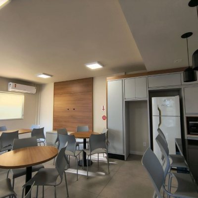 Apartamentos com 73m², 2 quartos, 1 garagem, no bairro Itacorubi em Florianópolis