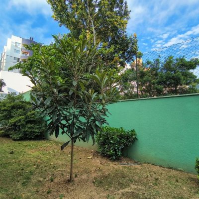 Apartamentos com 73m², 2 quartos, 1 garagem, no bairro Itacorubi em Florianópolis