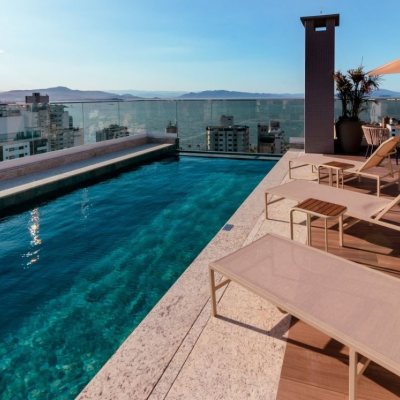 Apartamentos com 181m², 3 quartos, 3 suítes, 3 garagens, no bairro Centro em Florianópolis