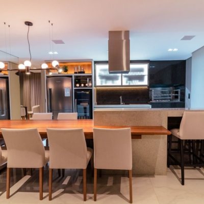 Apartamentos com 181m², 3 quartos, 3 suítes, 3 garagens, no bairro Centro em Florianópolis