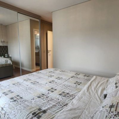 Apartamentos com 102m², 3 quartos, 1 suíte, 2 garagens, no bairro Estreito em Florianópolis
