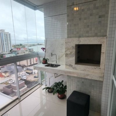 Apartamentos com 102m², 3 quartos, 1 suíte, 2 garagens, no bairro Estreito em Florianópolis