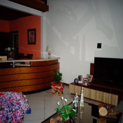 Casa Residencial com 115m², 5 quartos, 1 suíte, no bairro Saco Dos Limões em Florianópolis