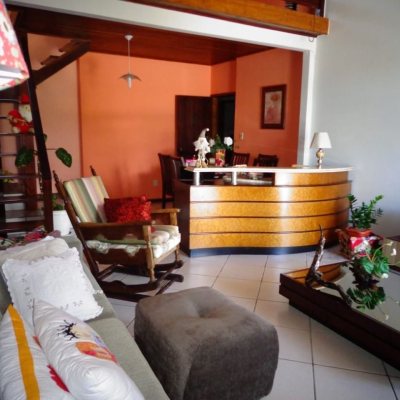 Casa Residencial com 115m², 5 quartos, 1 suíte, no bairro Saco Dos Limões em Florianópolis