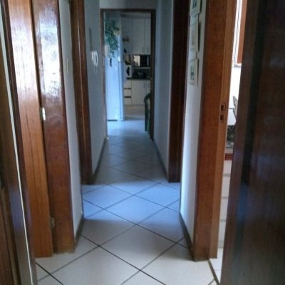 Casa Residencial com 115m², 5 quartos, 1 suíte, no bairro Saco Dos Limões em Florianópolis