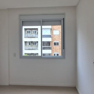 Apartamentos com 91m², 3 quartos, 1 suíte, 2 garagens, no bairro Córrego Grande em Florianópolis