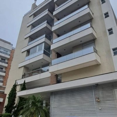 Apartamentos com 91m², 3 quartos, 1 suíte, 2 garagens, no bairro Córrego Grande em Florianópolis