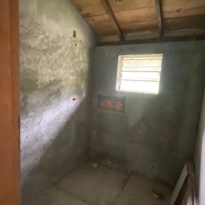 Sitio com 180m², 3 quartos (sendo 1 suíte), no bairro Vargem Grande em Florianópolis
