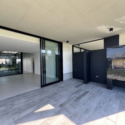 Casa Residencial com 183m², 3 quartos, 3 suítes, 2 garagens, no bairro Ingleses do Rio Vermelho em Florianópolis