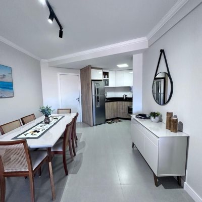 Apartamentos com 76m², 3 quartos, 1 suíte, 1 garagem, no bairro Cachoeira Do Bom Jesus em Florianópolis