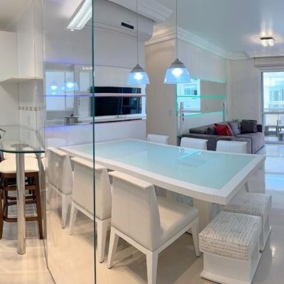 Apartamentos com 90m², 3 quartos, 2 suítes, 1 garagem, no bairro Jurerê Internacional em Florianópolis