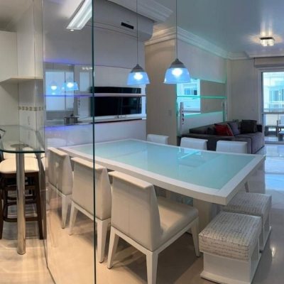 Apartamentos com 90m², 3 quartos, 2 suítes, 1 garagem, no bairro Jurerê Internacional em Florianópolis