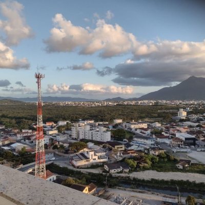 Apartamentos com 124m², 3 quartos, 1 suíte, 1 garagem, no bairro Centro em Palhoça