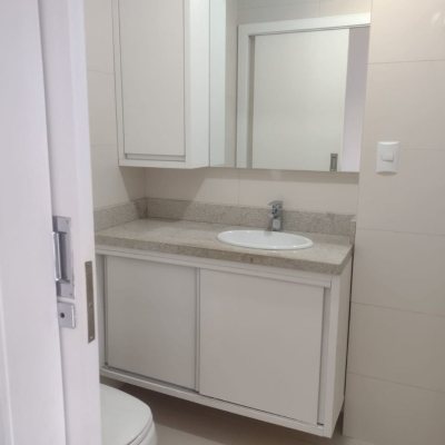 Apartamentos com 124m², 3 quartos, 1 suíte, 1 garagem, no bairro Centro em Palhoça