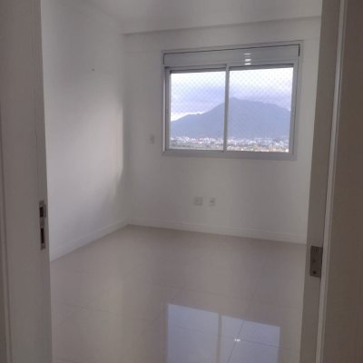 Apartamentos com 124m², 3 quartos, 1 suíte, 1 garagem, no bairro Centro em Palhoça