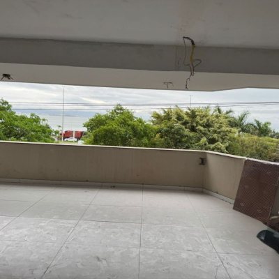 Apartamentos com 157m², 4 quartos, 1 suíte, 2 garagens, no bairro Agronômica em Florianópolis