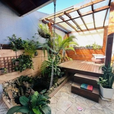 Casa Residencial com 70m², 3 quartos, 1 suíte, 1 garagem, no bairro Forquilhas em São José