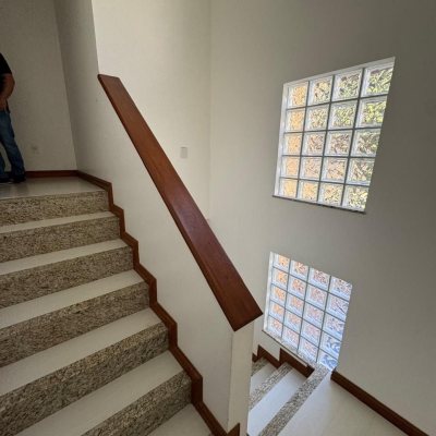 Casa em Condomínio com 361m², 5 quartos, 3 suítes, 4 garagens, no bairro Itacorubi em Florianópolis