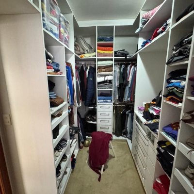 Casa em Condomínio com 361m², 5 quartos, 3 suítes, 4 garagens, no bairro Itacorubi em Florianópolis