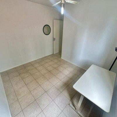 Apartamentos com 67m², 2 quartos, no bairro Centro em Florianópolis