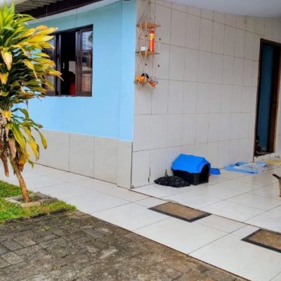 Casa Residencial com 53m², 2 quartos, 1 garagem, no bairro Vargem Do Bom Jesus em Florianópolis