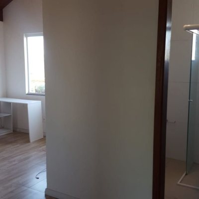 Casa Residencial com 102m², 2 quartos (sendo 2 suítes), 2 garagens, no bairro Campeche em Florianópolis