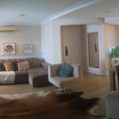 Apartamentos com 108m², 4 quartos, 1 suíte, 2 garagens, no bairro Centro em Florianópolis