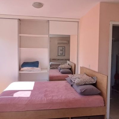 Apartamentos com 32m², 1 quarto, 1 garagem, no bairro Canasvieiras em Florianópolis