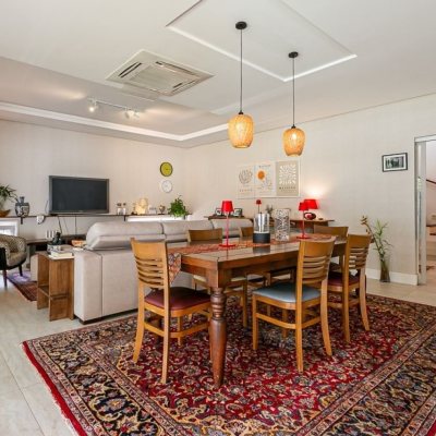 Casa em Condomínio com 542m², 4 quartos, 3 suítes, 2 garagens, no bairro Lagoa da conceição em Florianópolis