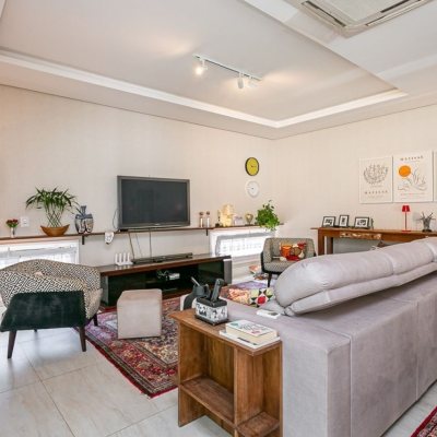 Casa em Condomínio com 542m², 4 quartos, 3 suítes, 2 garagens, no bairro Lagoa da conceição em Florianópolis