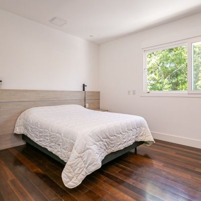 Casa em Condomínio com 542m², 4 quartos, 3 suítes, 2 garagens, no bairro Lagoa da conceição em Florianópolis