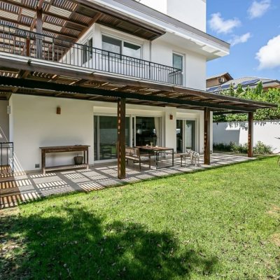 Casa em Condomínio com 542m², 4 quartos, 3 suítes, 2 garagens, no bairro Lagoa da conceição em Florianópolis