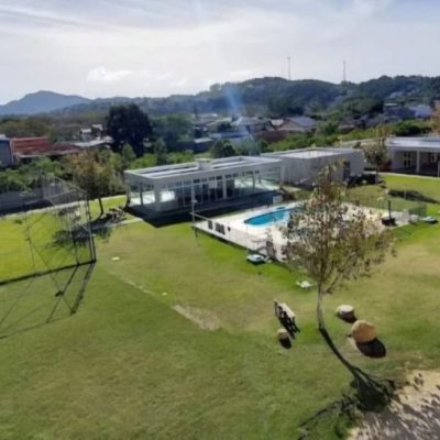 Apartamentos com 58m², 2 quartos, 2 garagens, no bairro Vargem Do Bom Jesus em Florianópolis