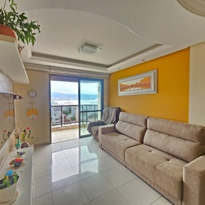 Apartamentos com 105m², 3 quartos, 1 suíte, 1 garagem, no bairro Coqueiros em Florianópolis