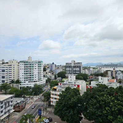 Apartamentos com 105m², 3 quartos, 1 suíte, 1 garagem, no bairro Coqueiros em Florianópolis