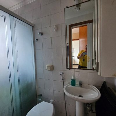 Apartamentos com 105m², 3 quartos, 1 suíte, 1 garagem, no bairro Coqueiros em Florianópolis