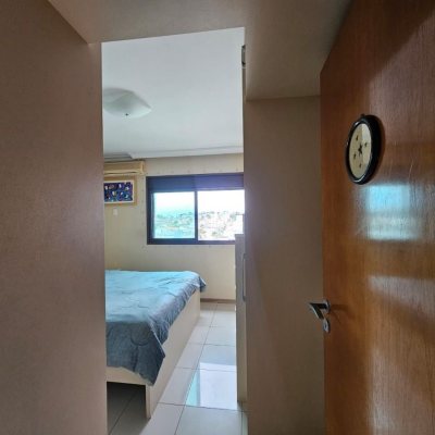 Apartamentos com 105m², 3 quartos, 1 suíte, 1 garagem, no bairro Coqueiros em Florianópolis